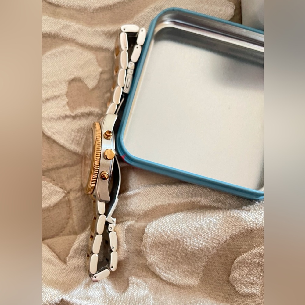 Fossil Two-Tone Rose Gold And Silver Watch - image 7